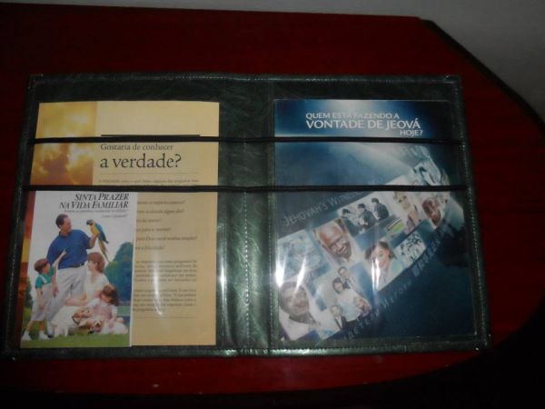 Pasta para campo 2 bolsos sem espaço para biblia